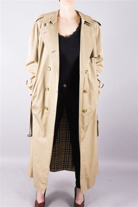 burberry 80s trenchcoat logo|trenchcoat Burberry female.